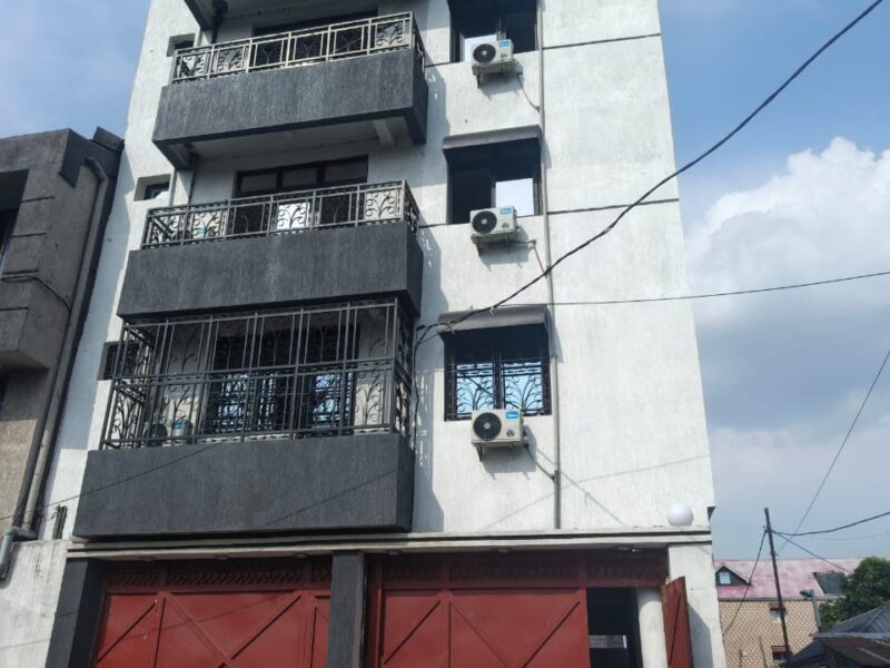 Vente d'un Immeuble R+4