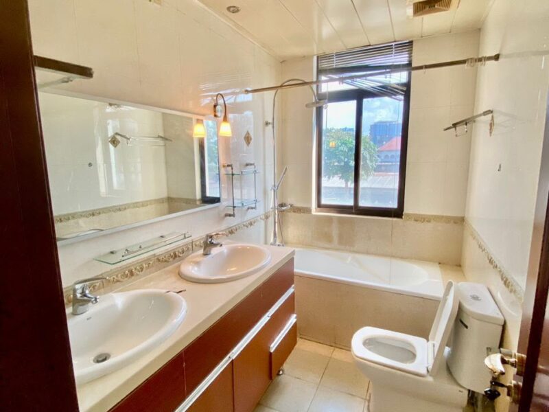 Appartement à louer à gombe zone A